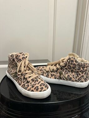 Leopard Print High-Top Sneakers - Tan & Black